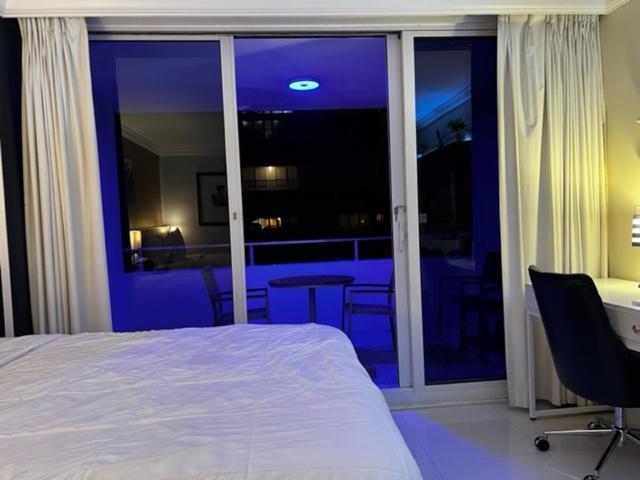 Hotel Ocean Manor Tiki Sunset Retreat Lauderdale-by-the-Sea Exterior foto